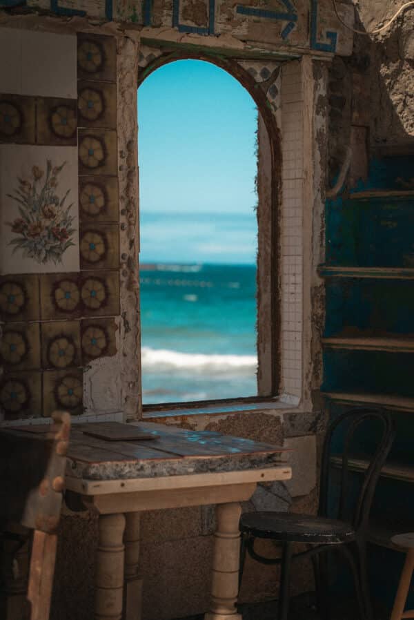 Window on the sea.
